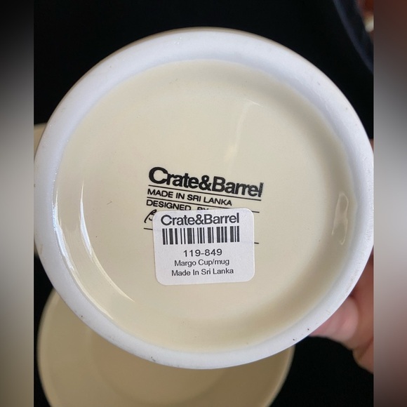 Set of 2 Margo Eva Zeisel by CRATE & BARREL MUGs No Saucers - Picture 2 of 8